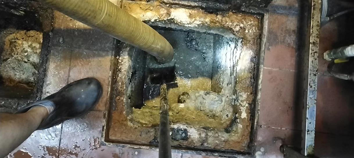 魏县污水池清理一般都有毒气,怎么预防中毒呢?